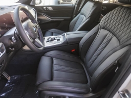 BMW X7 M60i Sports Activity Vehicle 2026