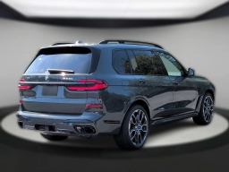 BMW X7 M60i Sports Activity Vehicle 2027