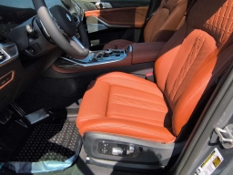 BMW X7 M60i Sports Activity Vehicle 2027