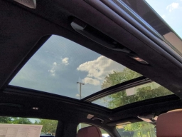 BMW X7 M60i Sports Activity Vehicle 2027