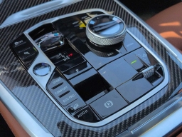 BMW X7 M60i Sports Activity Vehicle 2027