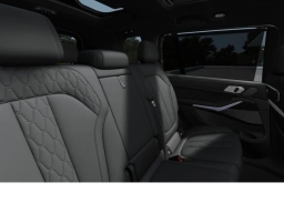 BMW X7 M60i Sports Activity Vehicle 2027