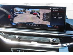 BMW X7 M60i Sports Activity Vehicle 2027