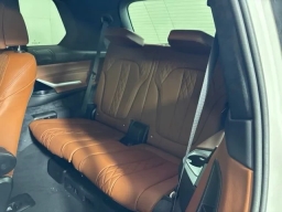 BMW X7 M60i Sports Activity Vehicle 2027