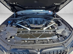 BMW X7 M60i Sports Activity Vehicle 2026