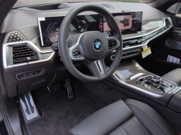 BMW X7 M60i Sports Activity Vehicle 2027