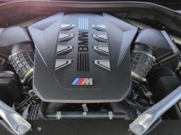 BMW X7 M60i Sports Activity Vehicle 2027