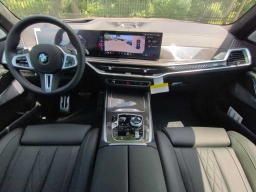BMW X7 M60i Sports Activity Vehicle 2027