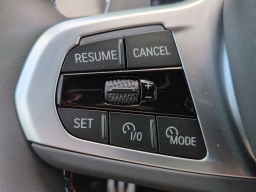BMW X7 M60i Sports Activity Vehicle 2027