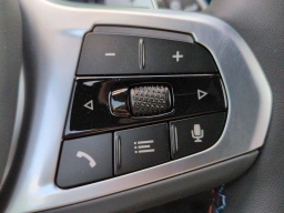 BMW X7 M60i Sports Activity Vehicle 2027