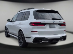 BMW X7 M60i Sports Activity Vehicle 2027