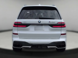 BMW X7 M60i Sports Activity Vehicle 2027