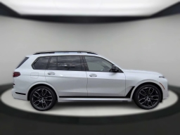 BMW X7 M60i Sports Activity Vehicle 2027