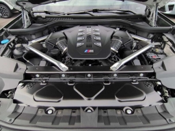 BMW X7 M60i Sports Activity Vehicle 2027