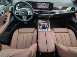 BMW X7 M60i Sports Activity Vehicle 2027