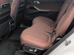 BMW X7 M60i Sports Activity Vehicle 2027