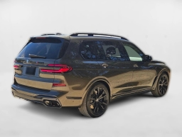 BMW X7 M60i Sports Activity Vehicle 2026