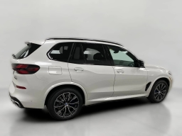 BMW X5 M60i Sports Activity Vehicle 2026