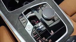 BMW X5 M60i Sports Activity Vehicle 2026