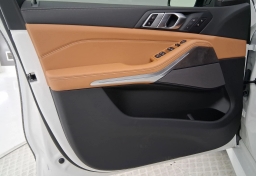 BMW X5 M60i Sports Activity Vehicle 2026