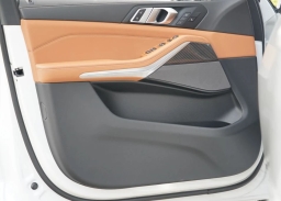 BMW X5 M60i Sports Activity Vehicle 2026