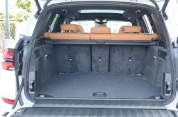 BMW X5 M60i Sports Activity Vehicle 2026