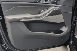 BMW X5 M60i Sports Activity Vehicle 2026