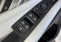 BMW X5 M60i Sports Activity Vehicle 2026