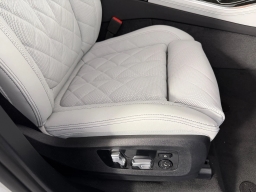 BMW X5 M60i Sports Activity Vehicle 2026