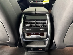 BMW X5 M60i Sports Activity Vehicle 2026