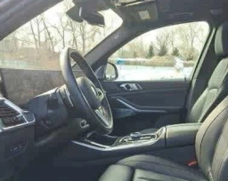 BMW X5 M60i Sports Activity Vehicle 2025
