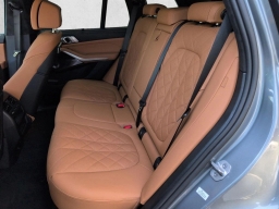 BMW X5 M60i Sports Activity Vehicle 2026