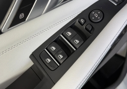 BMW X5 M60i Sports Activity Vehicle 2026