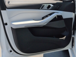 BMW X5 M60i Sports Activity Vehicle 2026