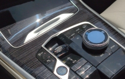 BMW X5 M60i Sports Activity Vehicle 2026