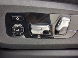 BMW X5 M60i Sports Activity Vehicle 2026