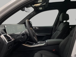 BMW X5 M60i Sports Activity Vehicle 2026