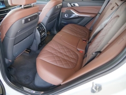 BMW X5 M60i Sports Activity Vehicle 2026