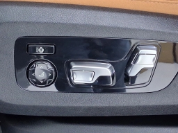 BMW X5 M60i Sports Activity Vehicle 2026