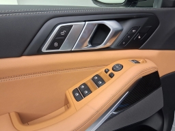 BMW X5 M60i Sports Activity Vehicle 2026