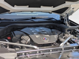 BMW X7 ALPINA XB7 Sports Activity Vehicle 2025