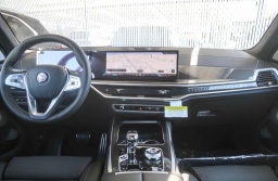 BMW X7 ALPINA XB7 Sports Activity Vehicle 2026