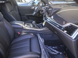 BMW X7 ALPINA XB7 Sports Activity Vehicle 2026