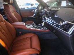 BMW X7 ALPINA XB7 Sports Activity Vehicle 2026