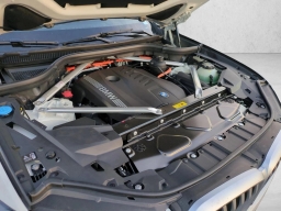 BMW X5 xDrive50e Plug-In Hybrid 2026