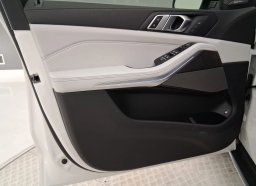 BMW X5 xDrive50e Plug-In Hybrid 2026