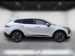 Kia Sportage LX FWD 2026