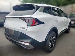 Kia Sportage LX AWD 2026