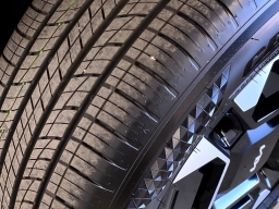 Kia Telluride Hybrid EX FWD 2027