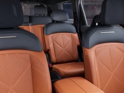 Kia Telluride SX FWD 2027